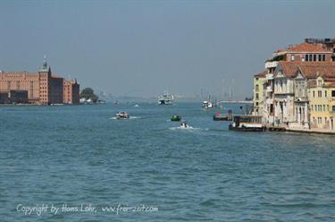 We explore Venice, DSE_8887_b_H490